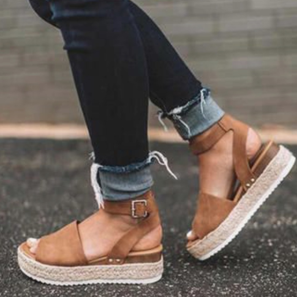 HP”Emilia” Tan Faux Leather Espadrille Platforms! - Picture 2 of 8